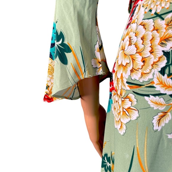 CBR green floral V-neck faux wrap maxi dress size small - Picture 8 of 15